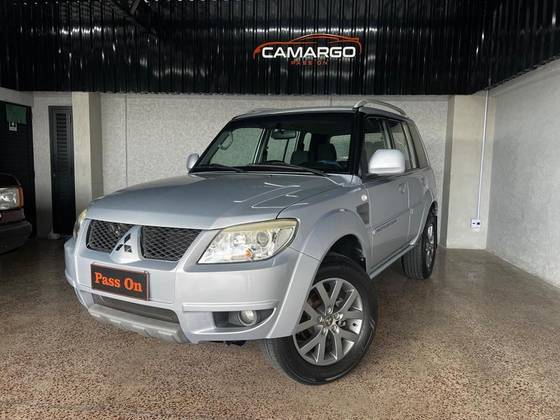 MITSUBISHI PAJERO TR4 2.0 4X2 16V 140CV FLEX 4P AUTOMÁTICO